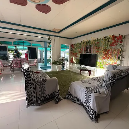 Joy O Hoy Beachfront House