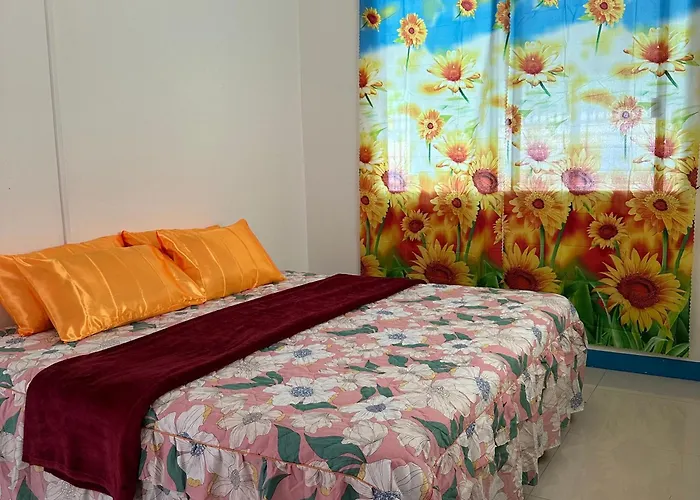 Joy O Hoy Beachfront House *